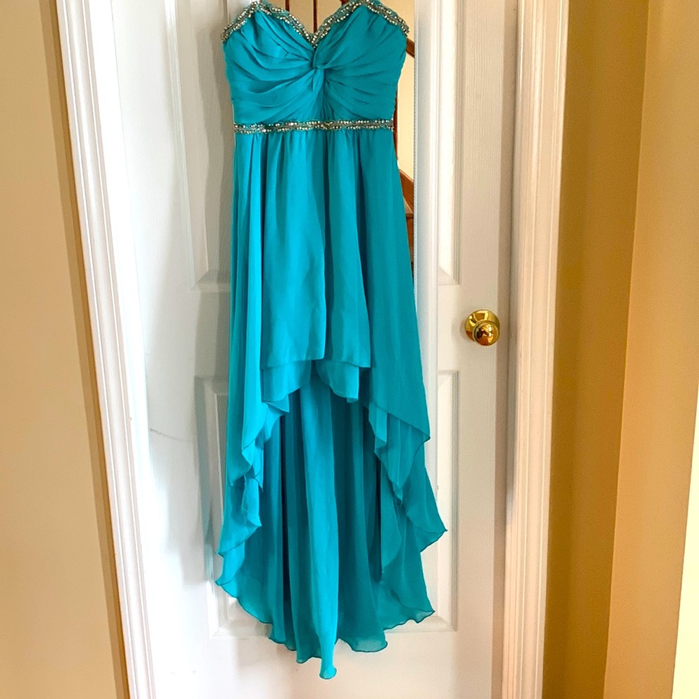 Stunning City Studio High Low Dress 👗 Juniors Size 7. In great condition.